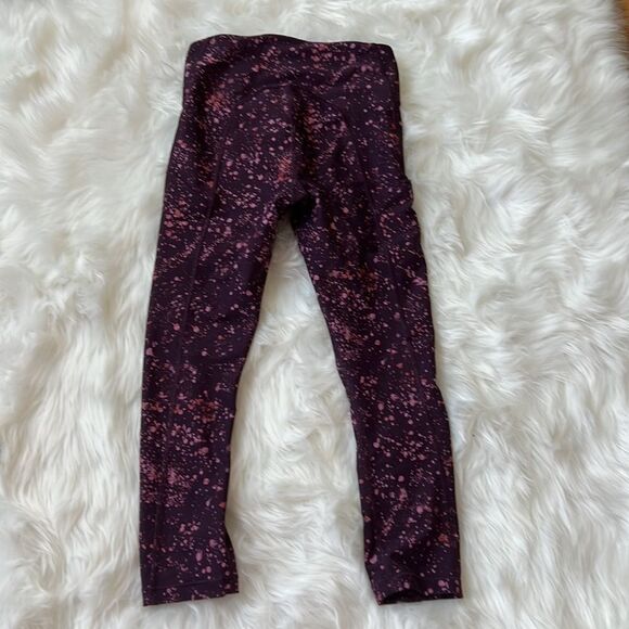 Athleta ultimate stash pocket splat capri splatter paint leggings - Picture 7 of 8
